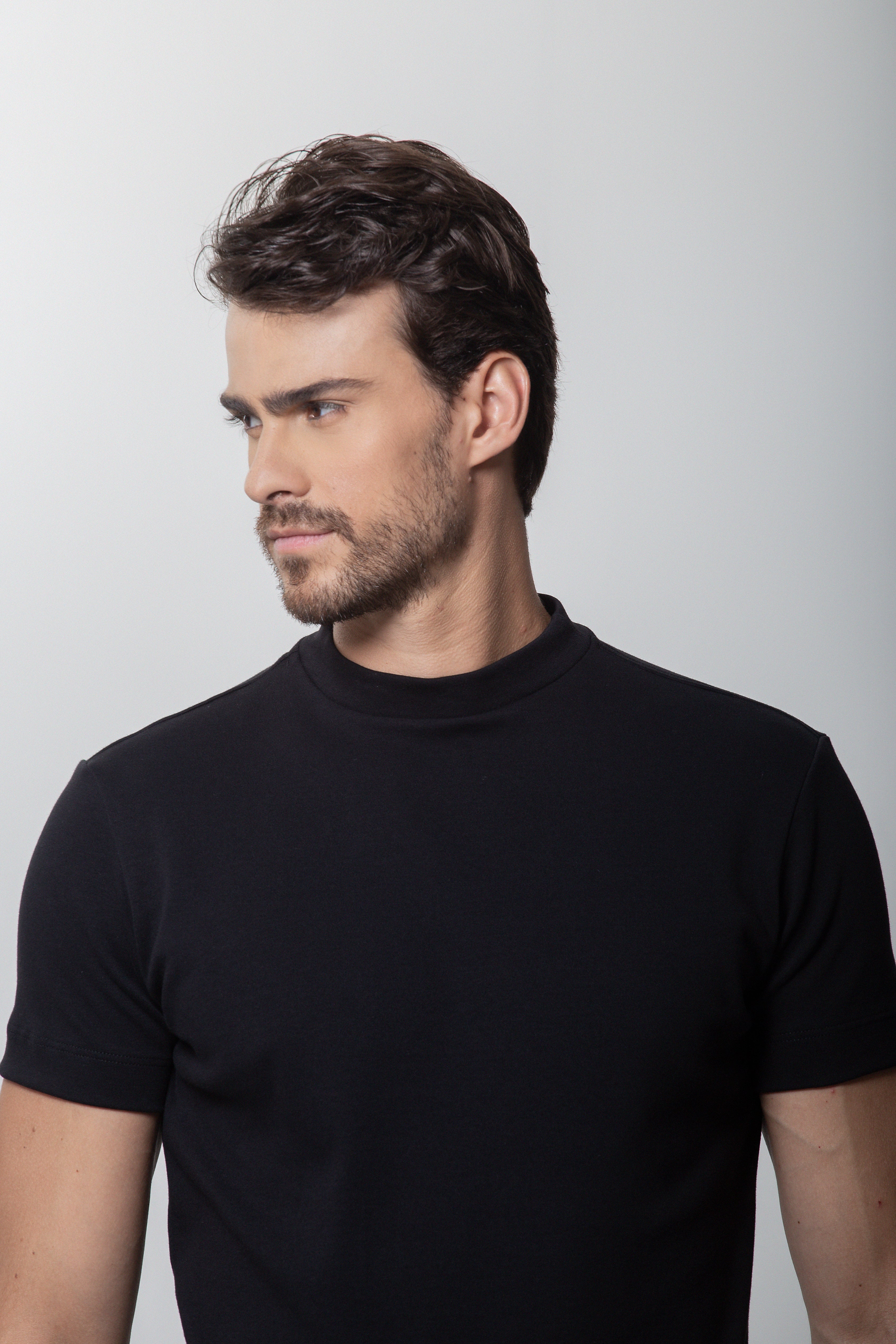 #cor_preto