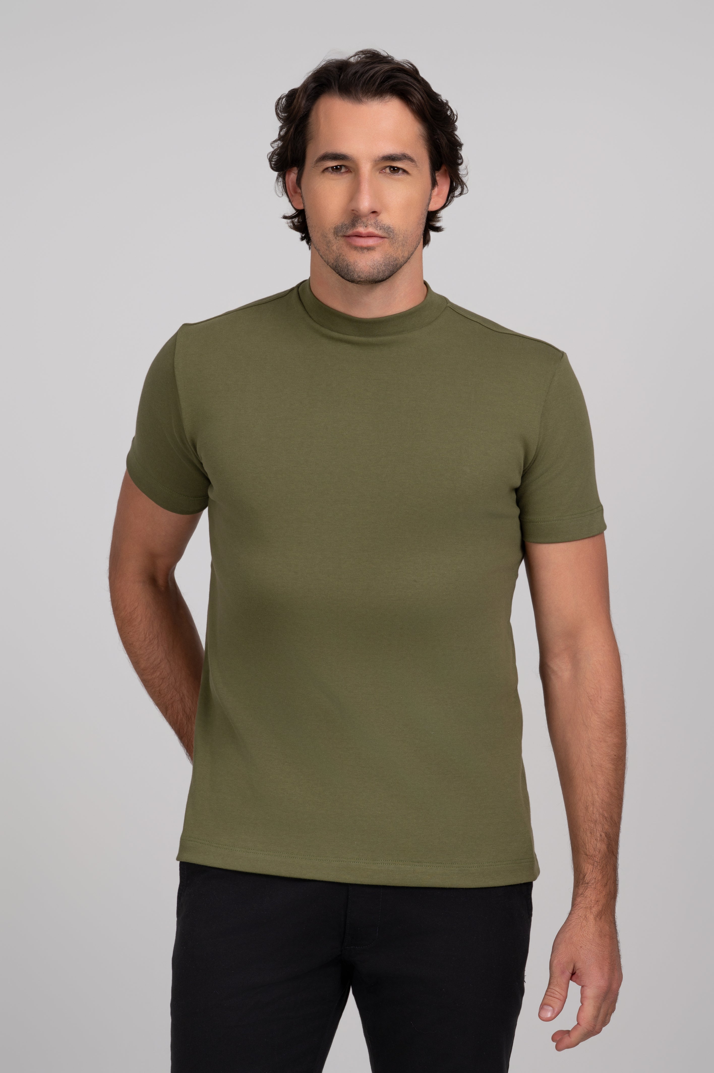 #cor_verde militar
