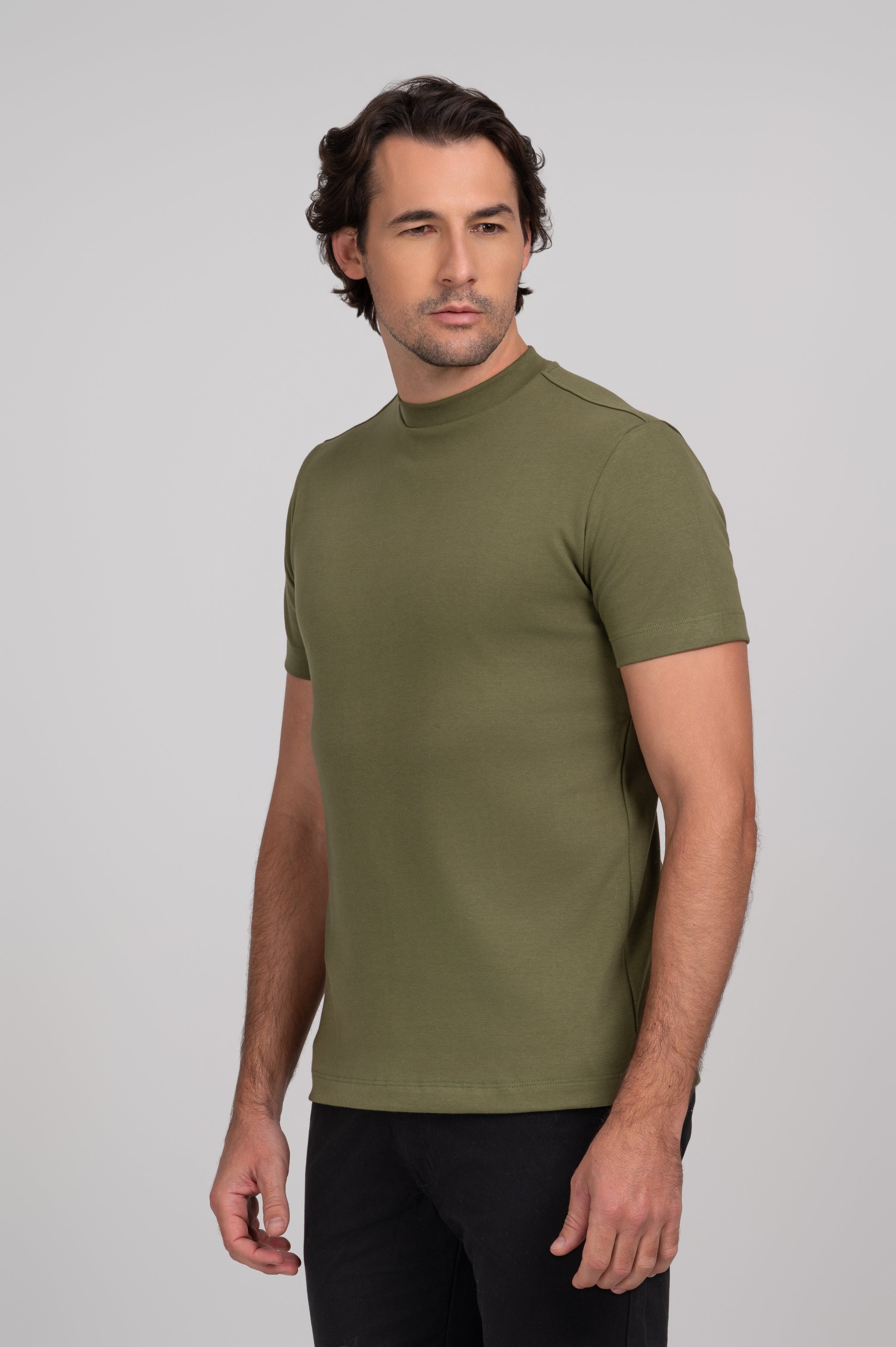 #cor_verde militar