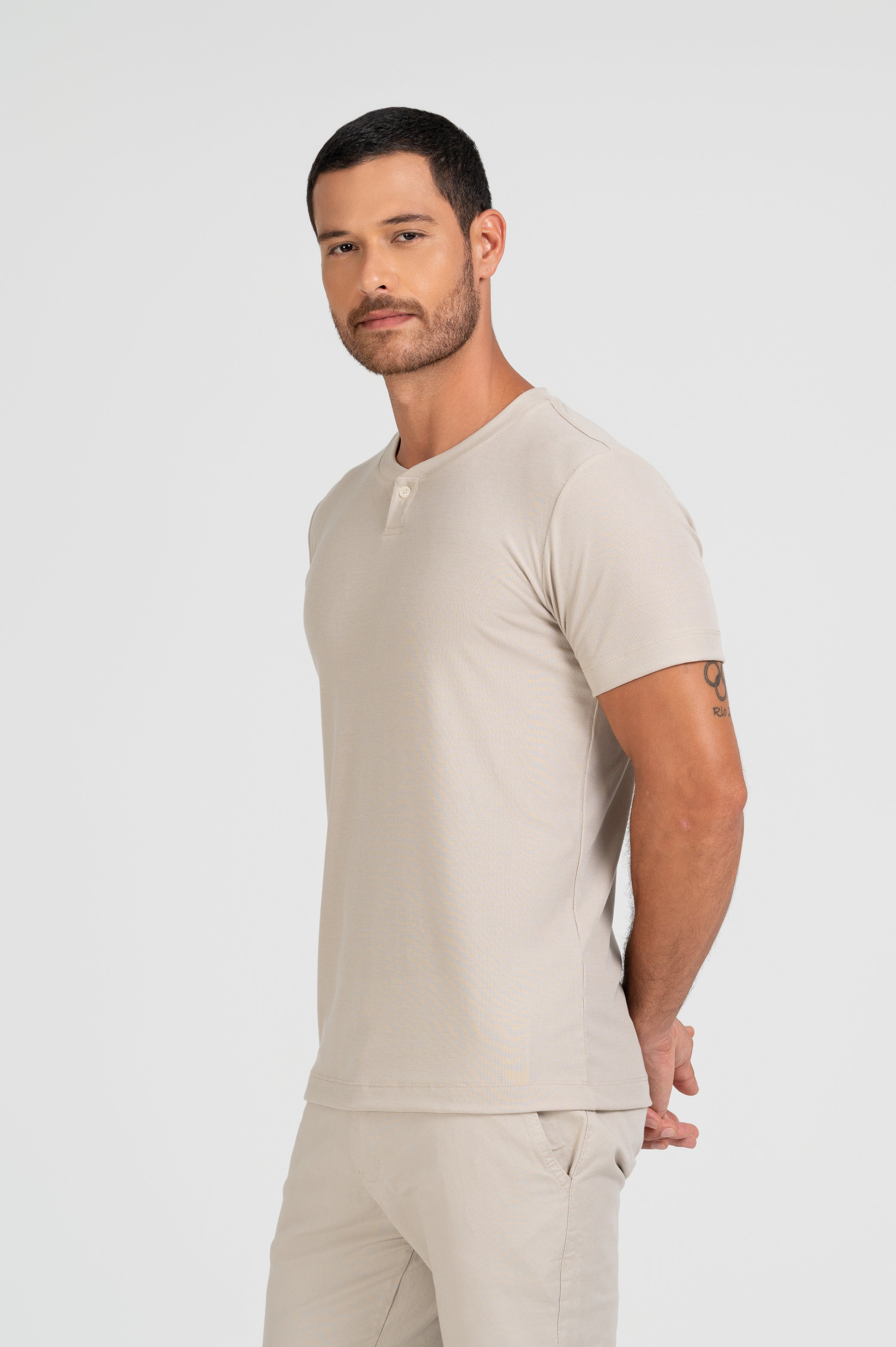Henley Tech Liocel
