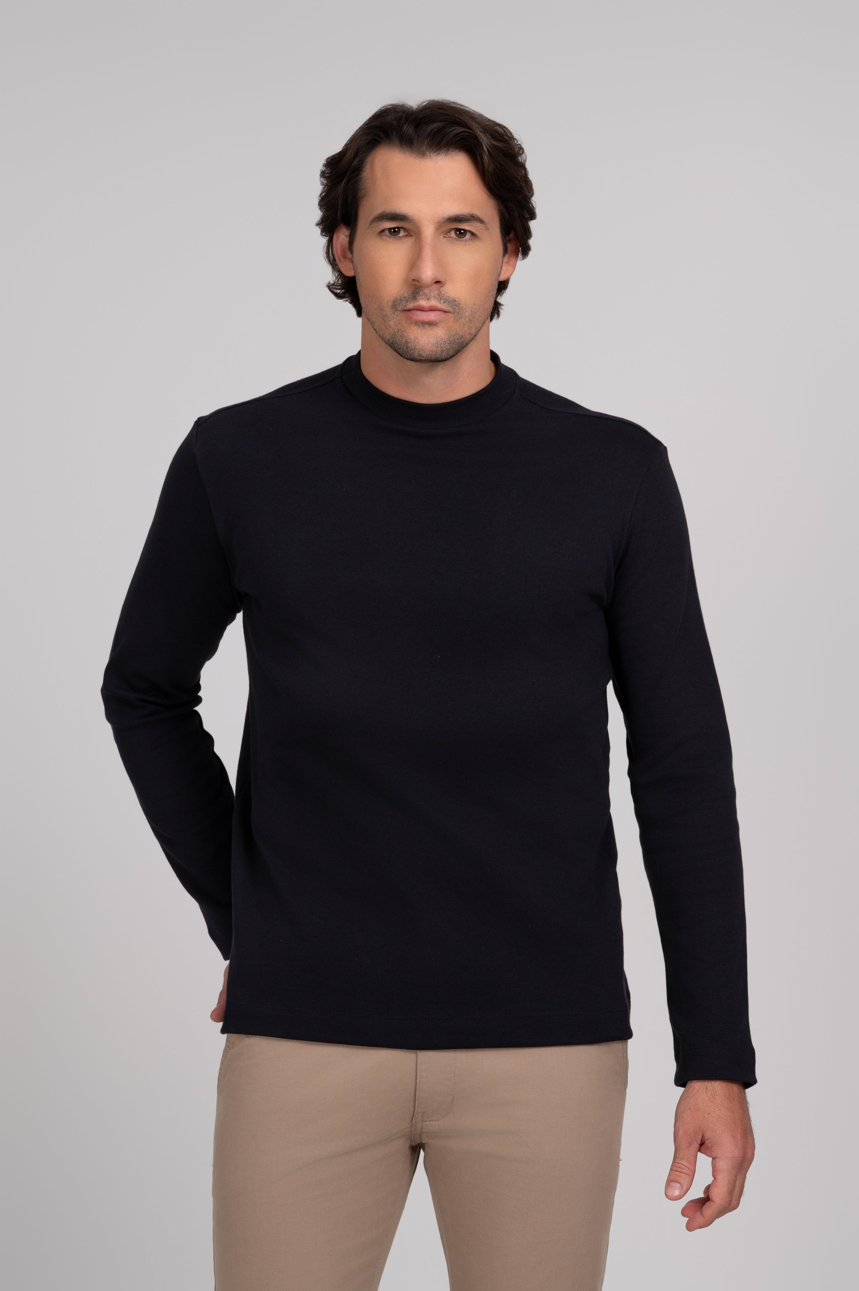 #cor_preto